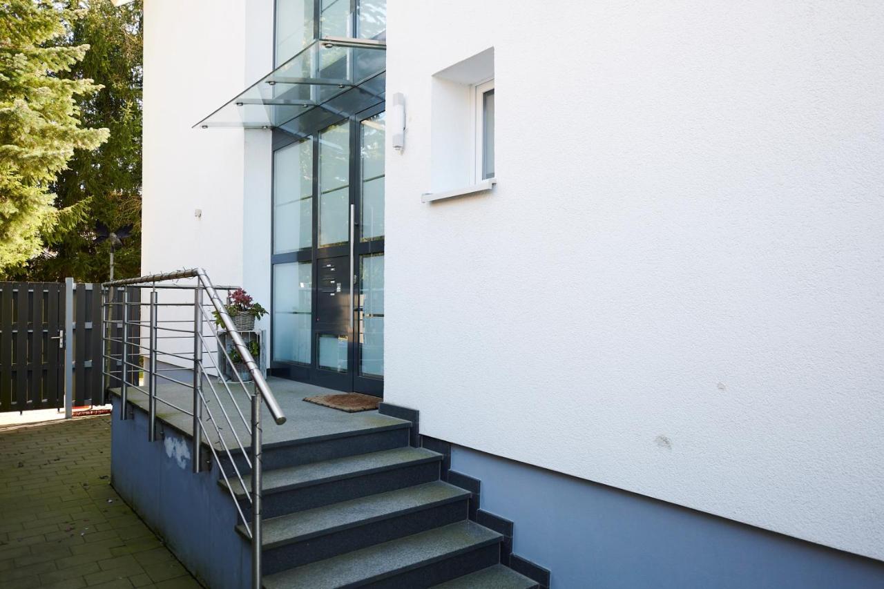 Grosszuegig & Stilvoll Parkplatz ,Ruhige Lage, 5 Personen, Langzeit Appartement Paderborn Buitenkant foto